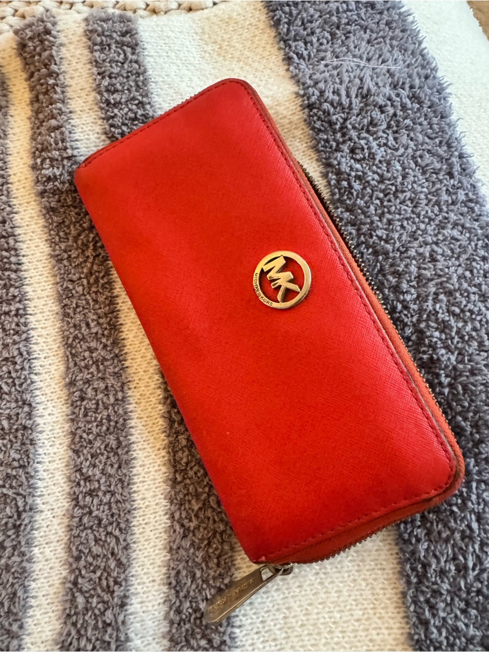 Michael Kors orange Zip-Around Continental Wallet - Picture 1 of 1